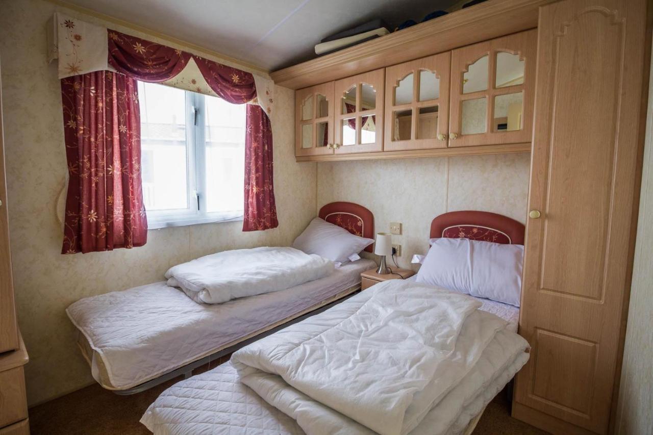 Готель Brilliant Caravan For Hire At Manor Park In Hunstanton Norfolk Ref 23176K Екстер'єр фото