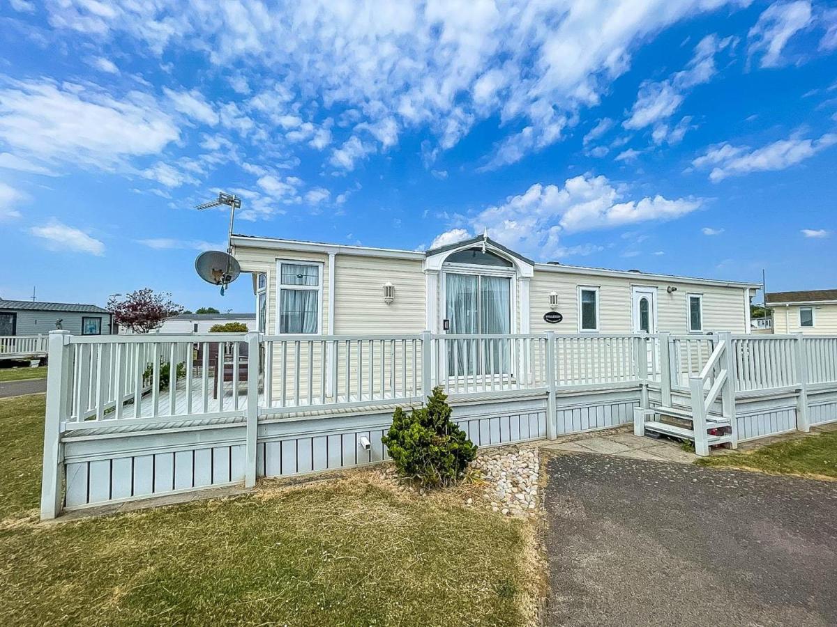 Готель Brilliant Caravan For Hire At Manor Park In Hunstanton Norfolk Ref 23176K Екстер'єр фото
