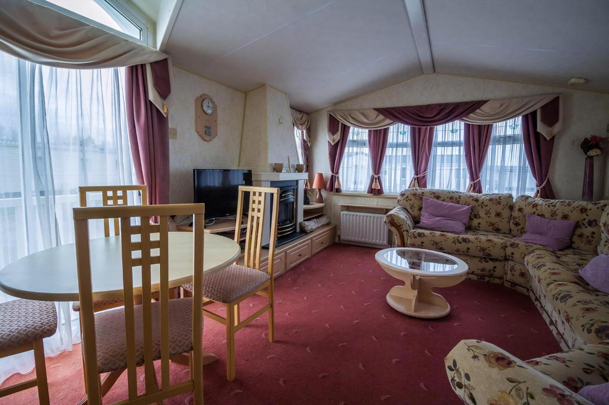 Готель Brilliant Caravan For Hire At Manor Park In Hunstanton Norfolk Ref 23176K Екстер'єр фото
